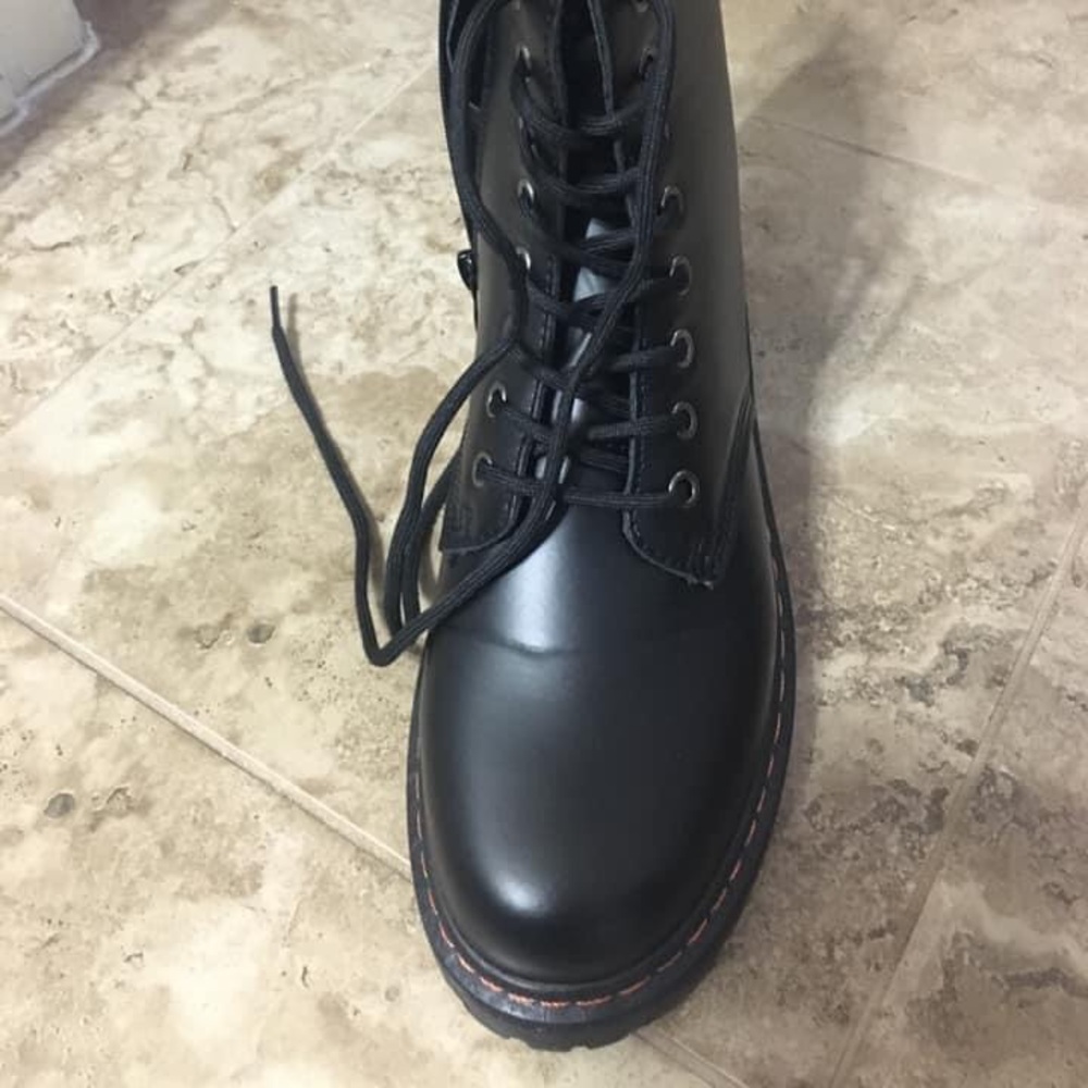 Olinda Combat Boot - Picture 4 of 7